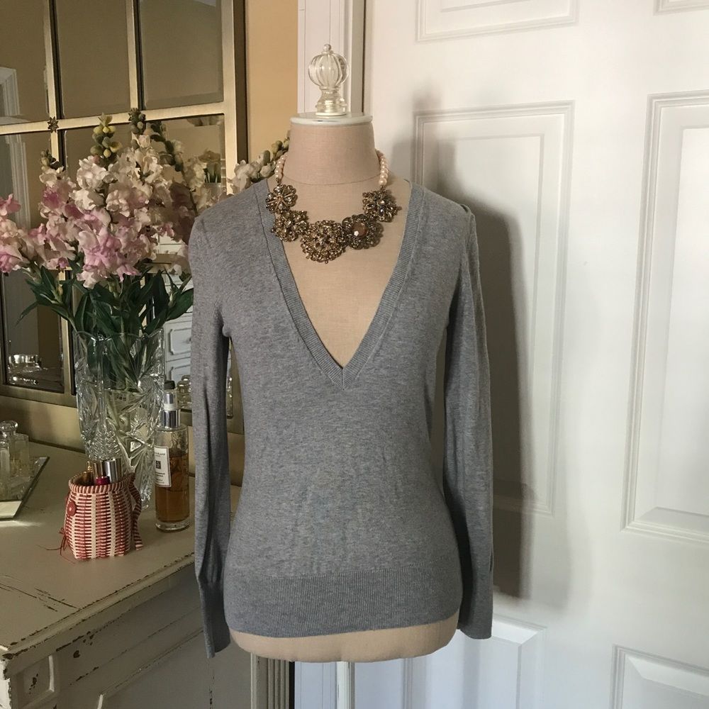 [Banana Republic] long sleeved grey sweater